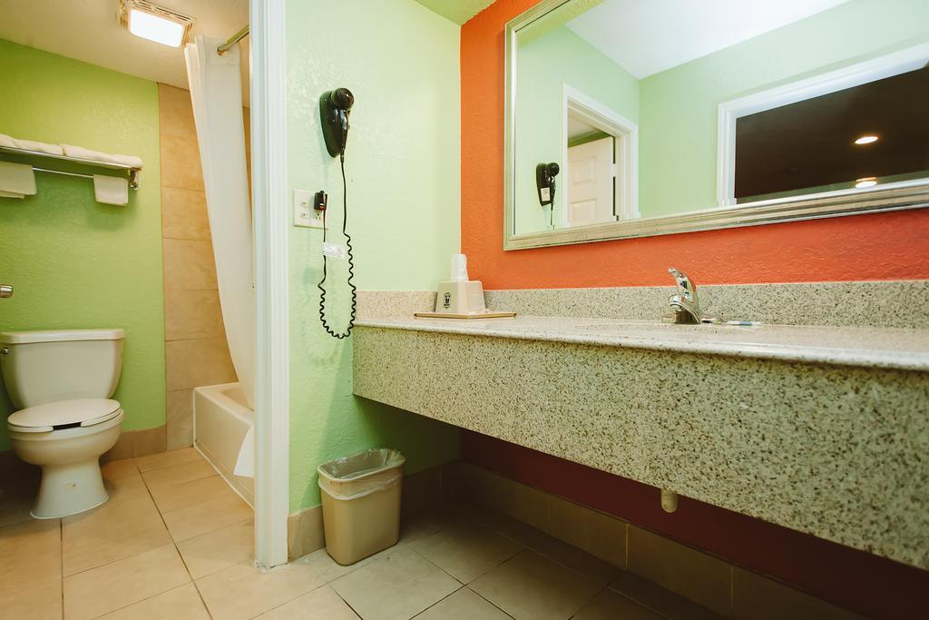Regency Inn - Channelview Eksteriør billede