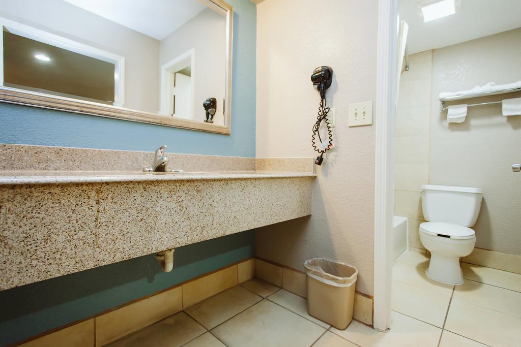 Regency Inn - Channelview Eksteriør billede